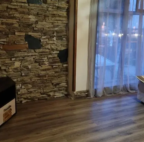 アパート Pirin バンスコ